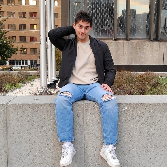 Meet your Posher, Samuel - Picture 1 of 1